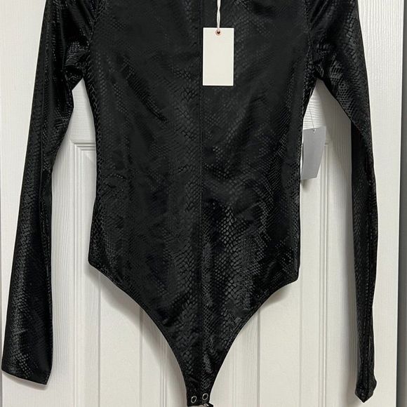 Brand New Good American Snakeskin Bodysuit Size 0 xs - Picture 7 of 12